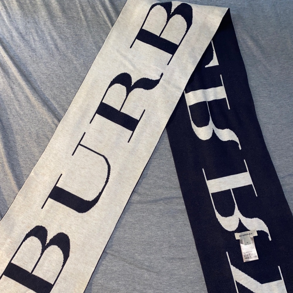 Burberry Reversible Scarf